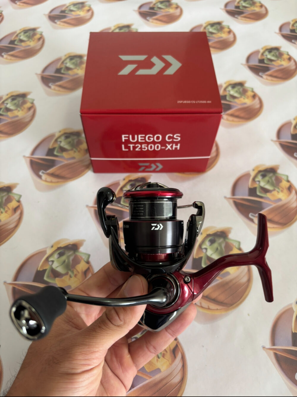 Molinete Daiwa Fuego CS LT 2500 XH 2025