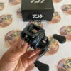Carretilha Daiwa Tatula Type-HD 200 HSL