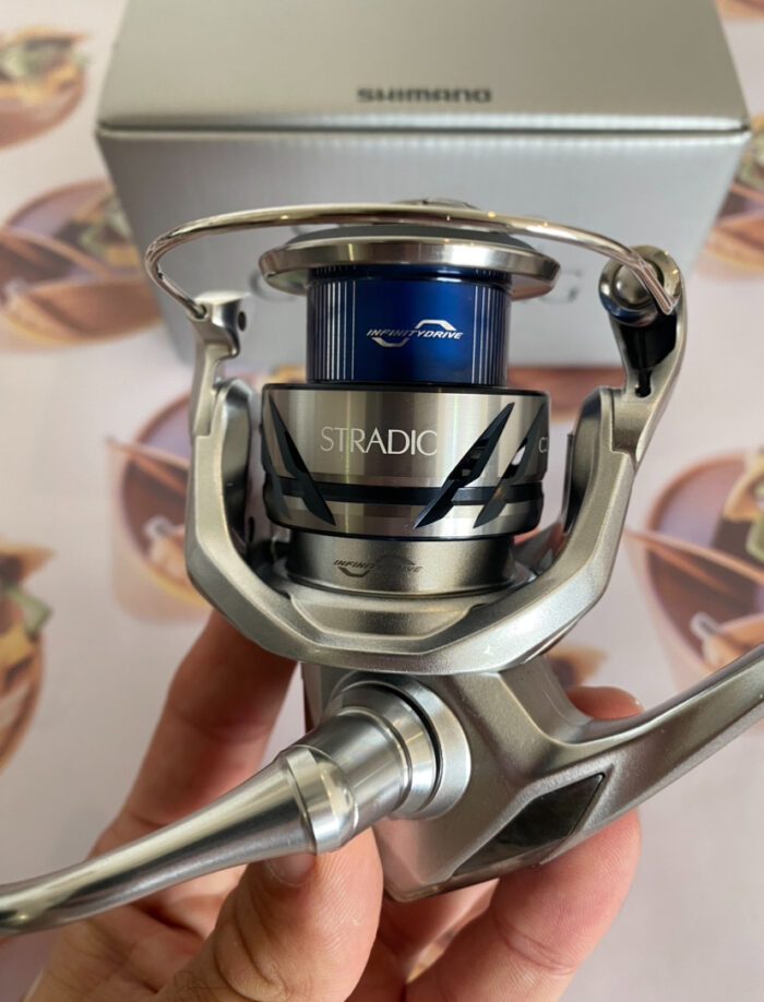 Molinete Shimano Stradic C 2000 HG - Image 3