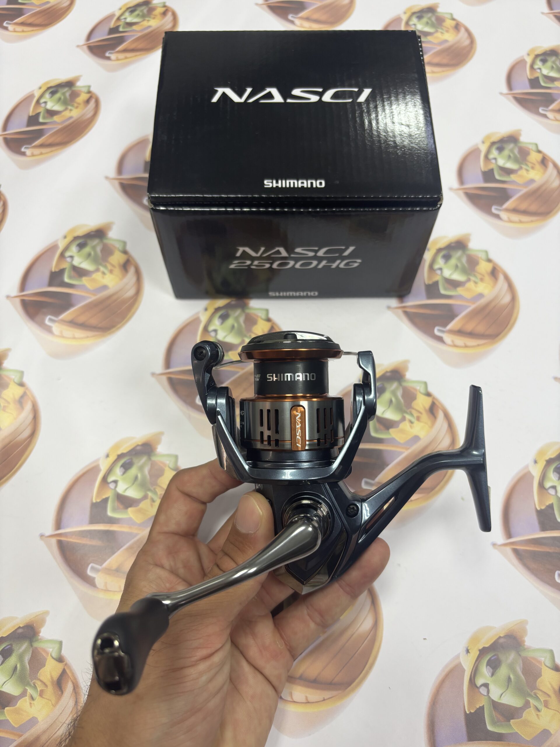 Molinete Shimano New Nasci 2500 HG