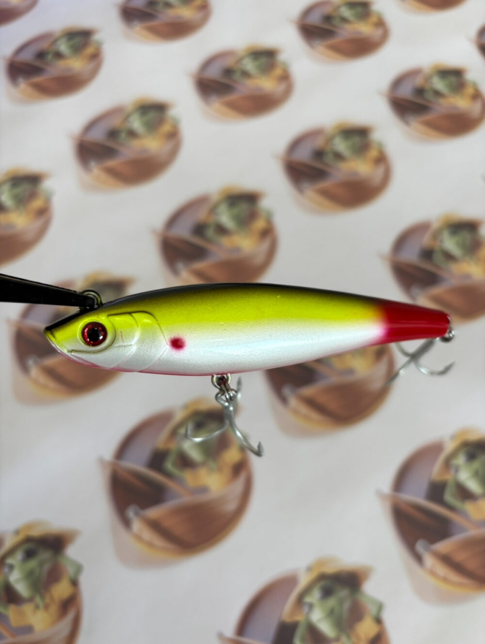 Isca Lucky Nakamura Curisco 110 Cor Arari