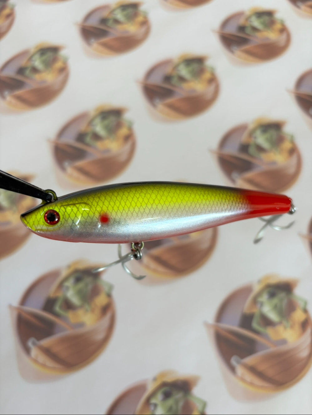 Isca Lucky Nakamura Curisco 110 Cor Arari Transparente