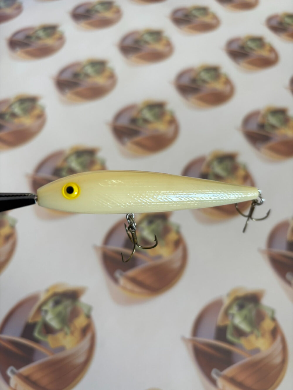 Isca Rebel Jumpin Minnow T10 Cor Osso T1000