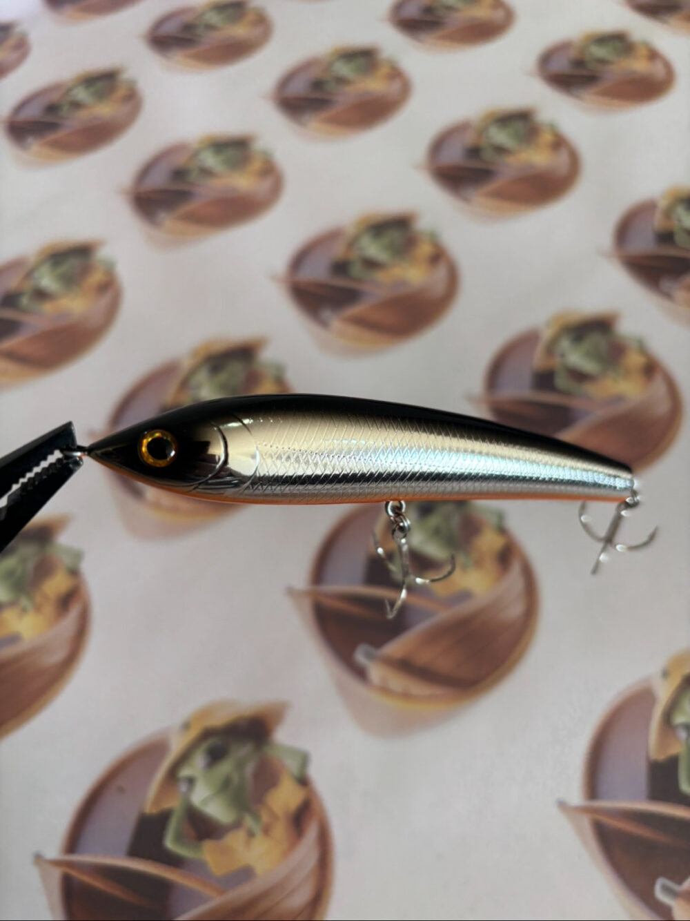 Isca Tiemco Red Pepper 110 Cor Silver Orange Belly