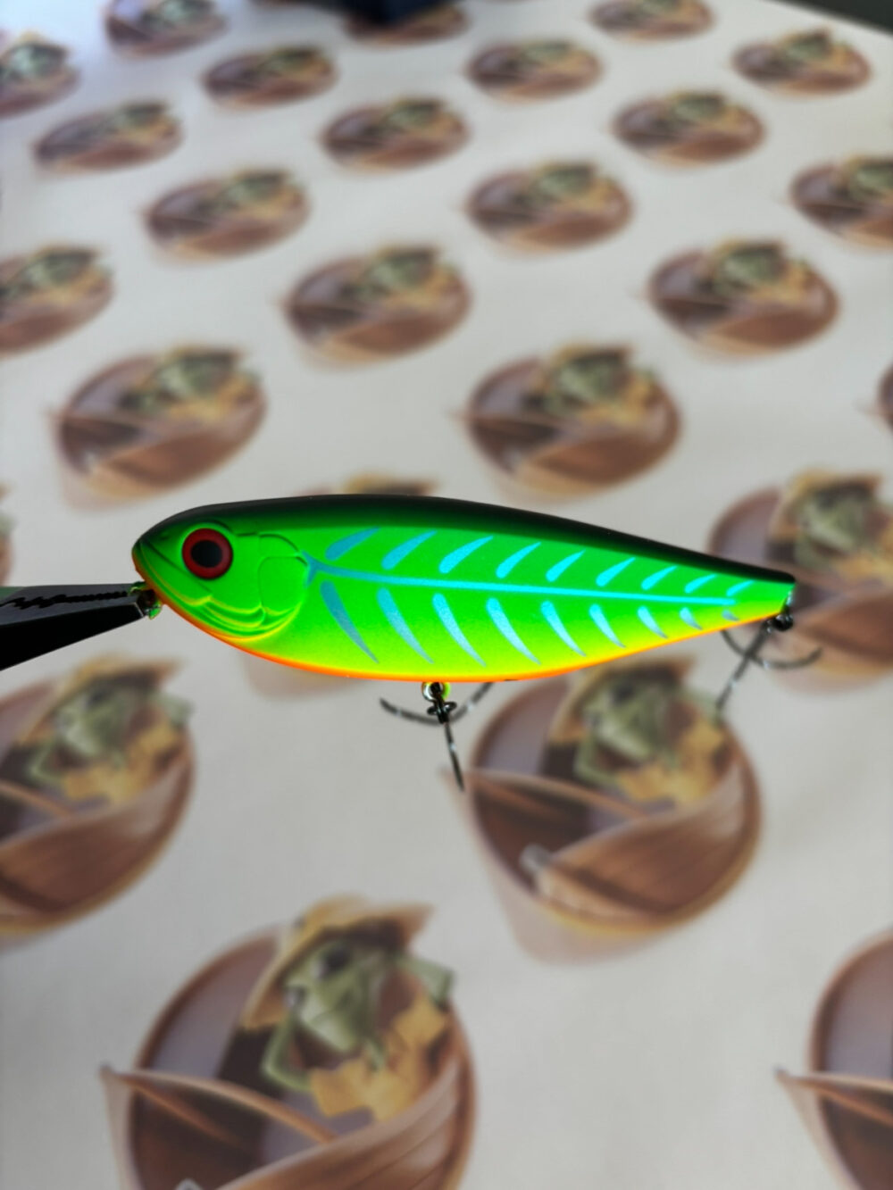 Isca Artificial Zip Baits Irony 90 Cor Hot Chart Shore