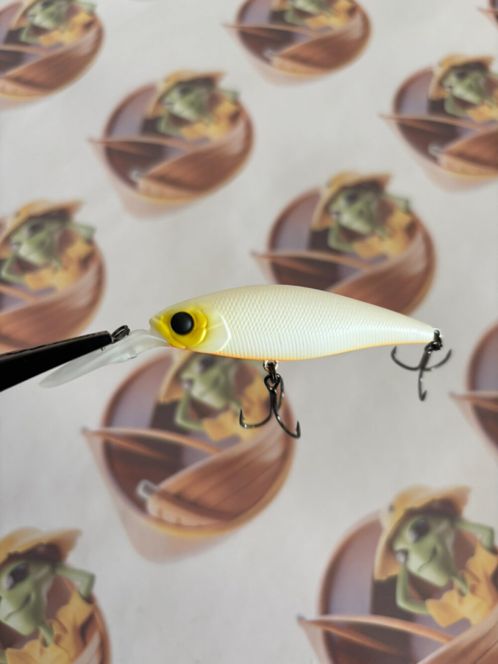Isca Jackall Squad Shad 65SP Cor WH Glor