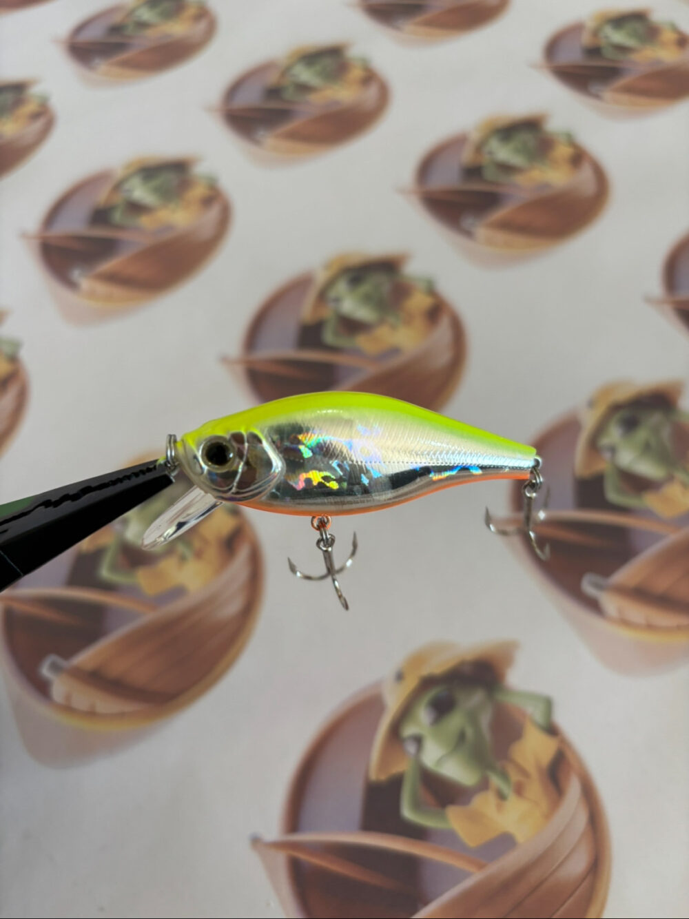 Isca Tiemco Flat Pepper 60F Cor 085