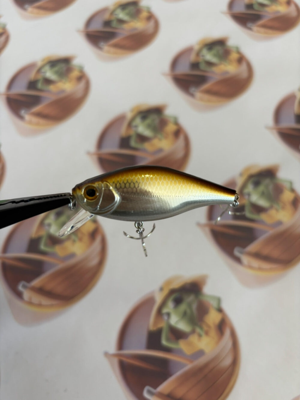 Isca Tiemco Flat Pepper 60F Cor 197