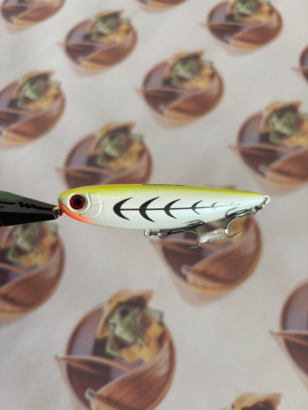 Isca Monster 3X Zara-Z Floating 85 Cor Branco SKLT 02