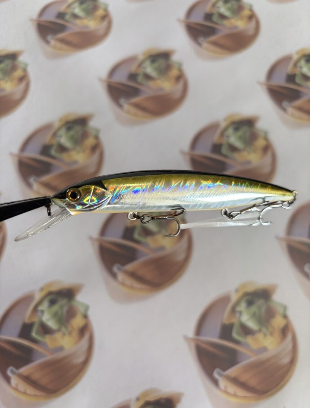 Isca Artificial Bassday Mogul Minnow 110SP 11cm 17g Cor Silver Black OB (SB-304)
