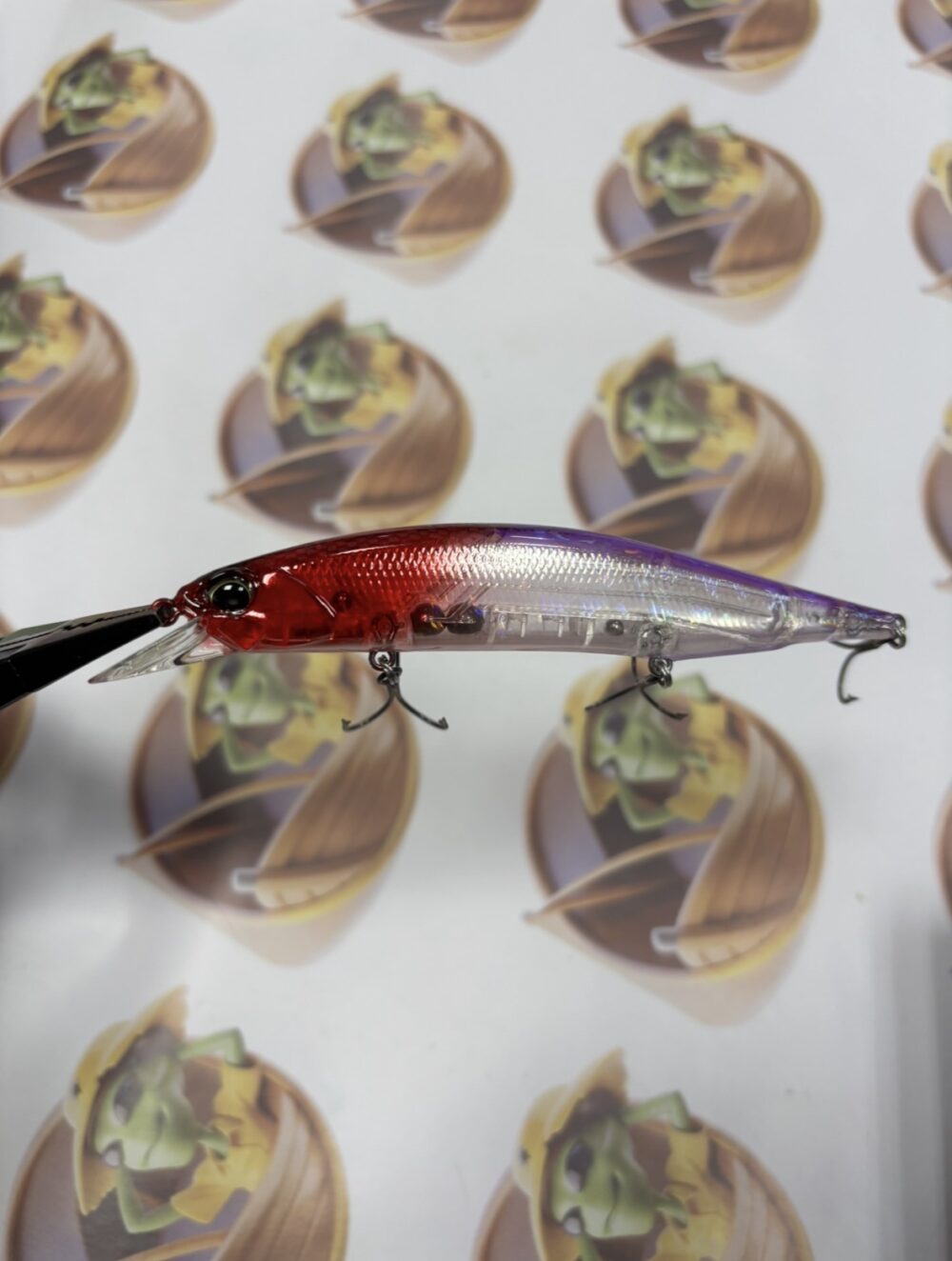 Isca Duo Realis Jerkbait 120SP Cor Burning Purple Shad