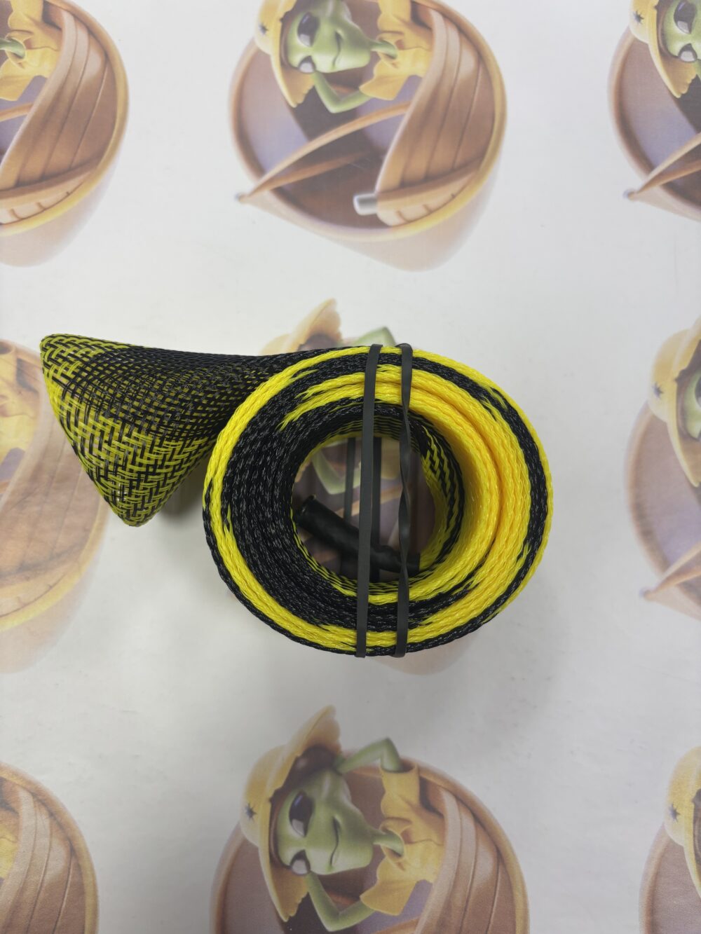 Protetor para Varas de Pesca Cor Amarelo e Preto