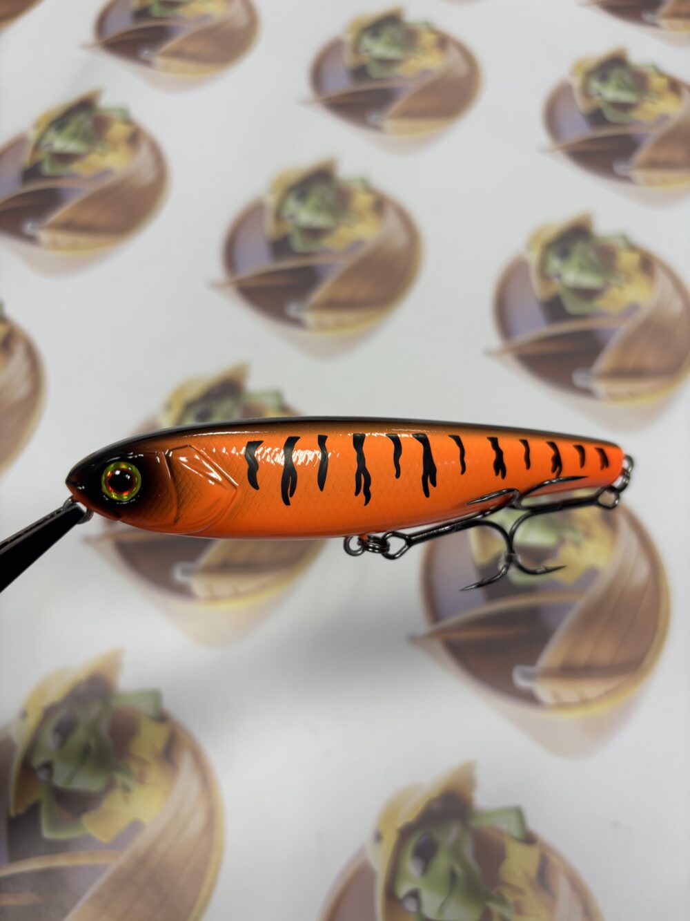 Isca Jackall Bonnie 107 Cor Halloween Tiger