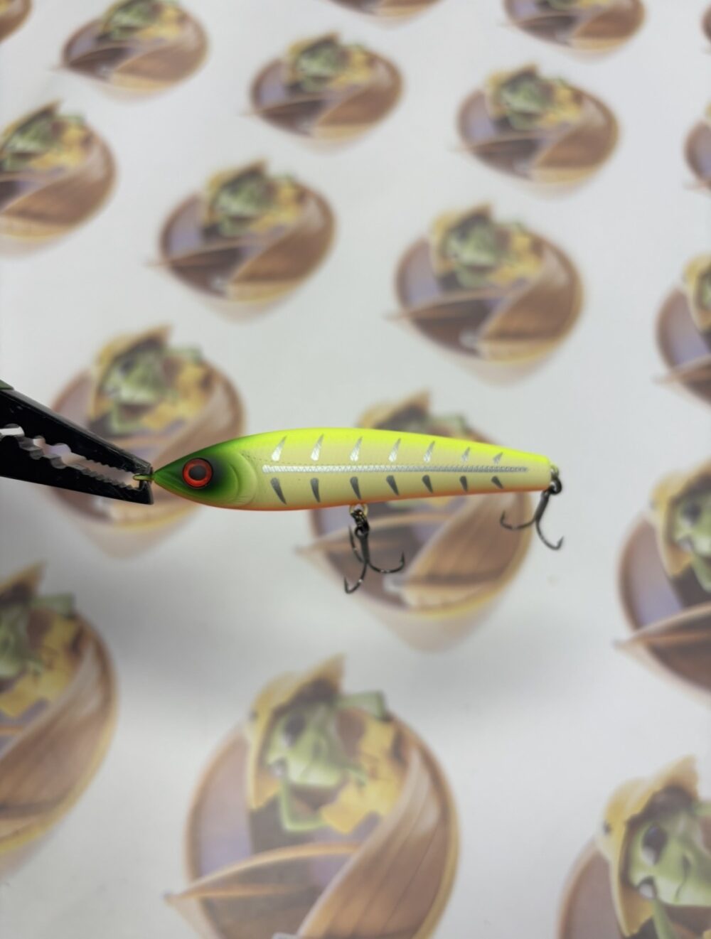 Isca Tiemco Red Pepper Baby 75 Cor HS Tropical