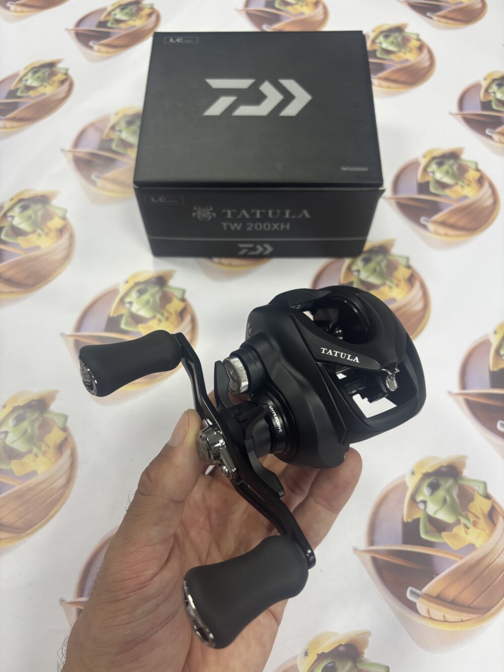 Carretilha Daiwa New Tatula 200 XH