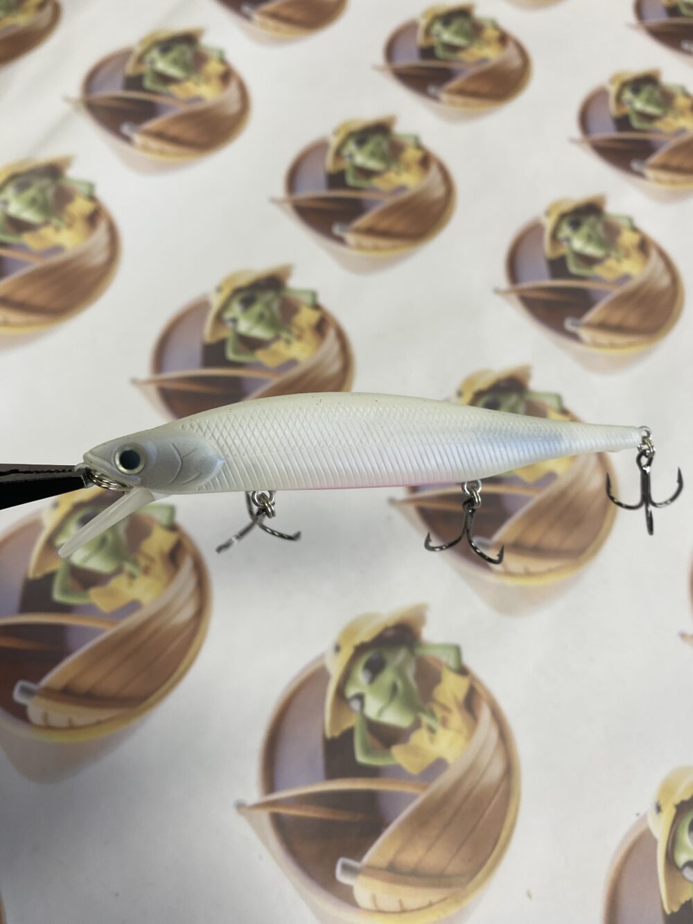 Isca Artificial Lucky Craft Lightning Pointer 110sp 11cm 14g Cor French Pearl Sakura