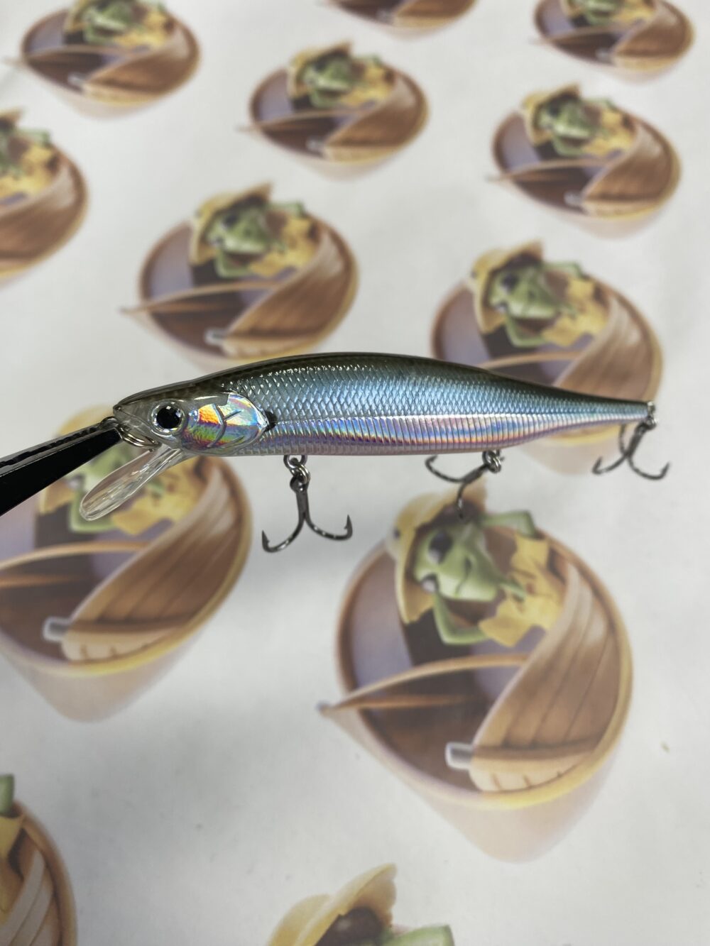 Isca Artificial Lucky Craft Lightning Pointer 110sp 11cm 14g Cor MH Ghost Minnow