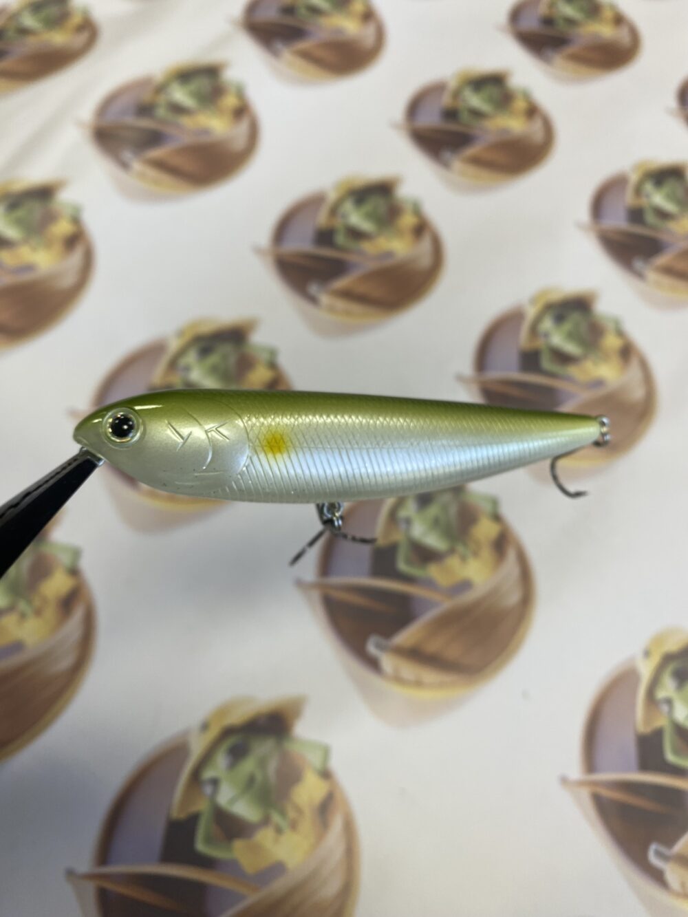 Isca Artificial Lucky Craft Sammy 100 Cor Pearl Ayu