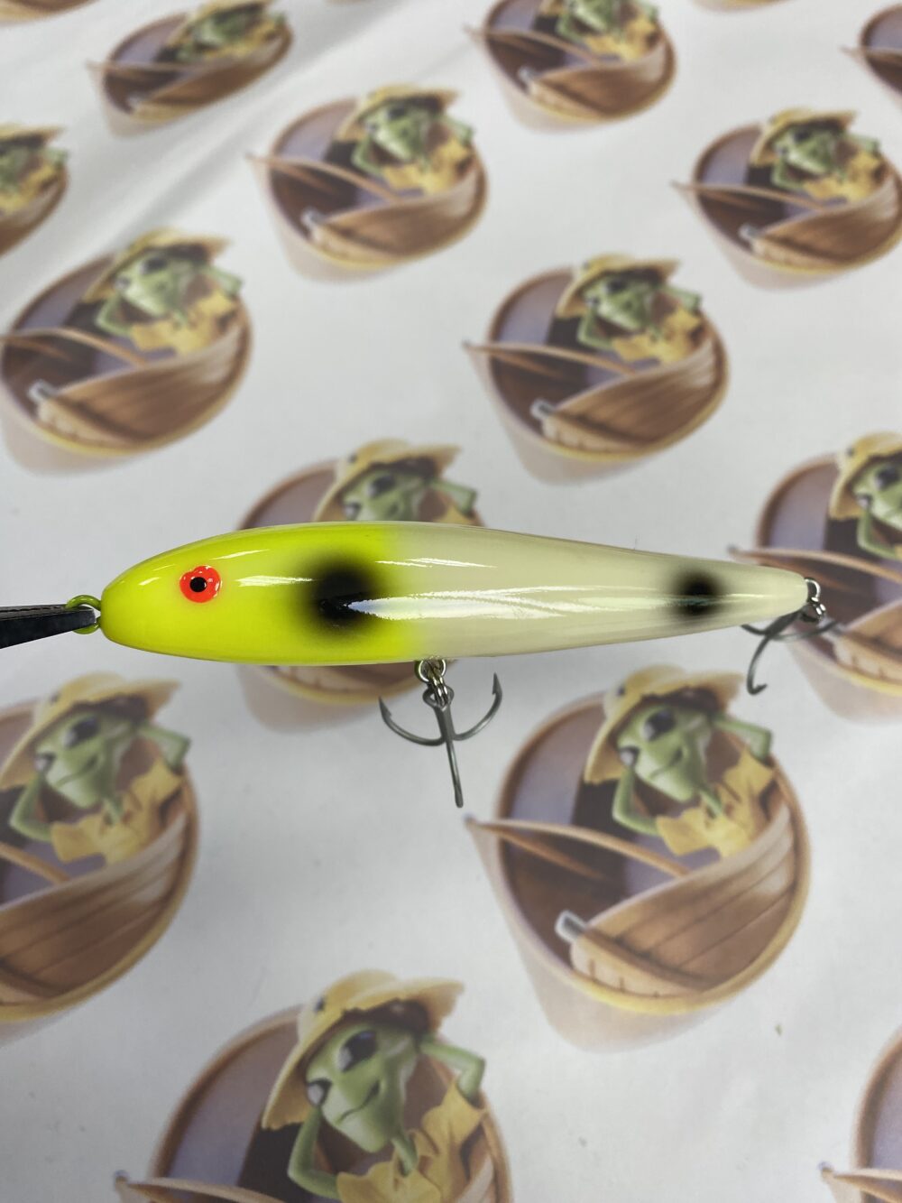 Isca Rebel Jumpin Minnow T20 Cor Osso Cabeça Verde