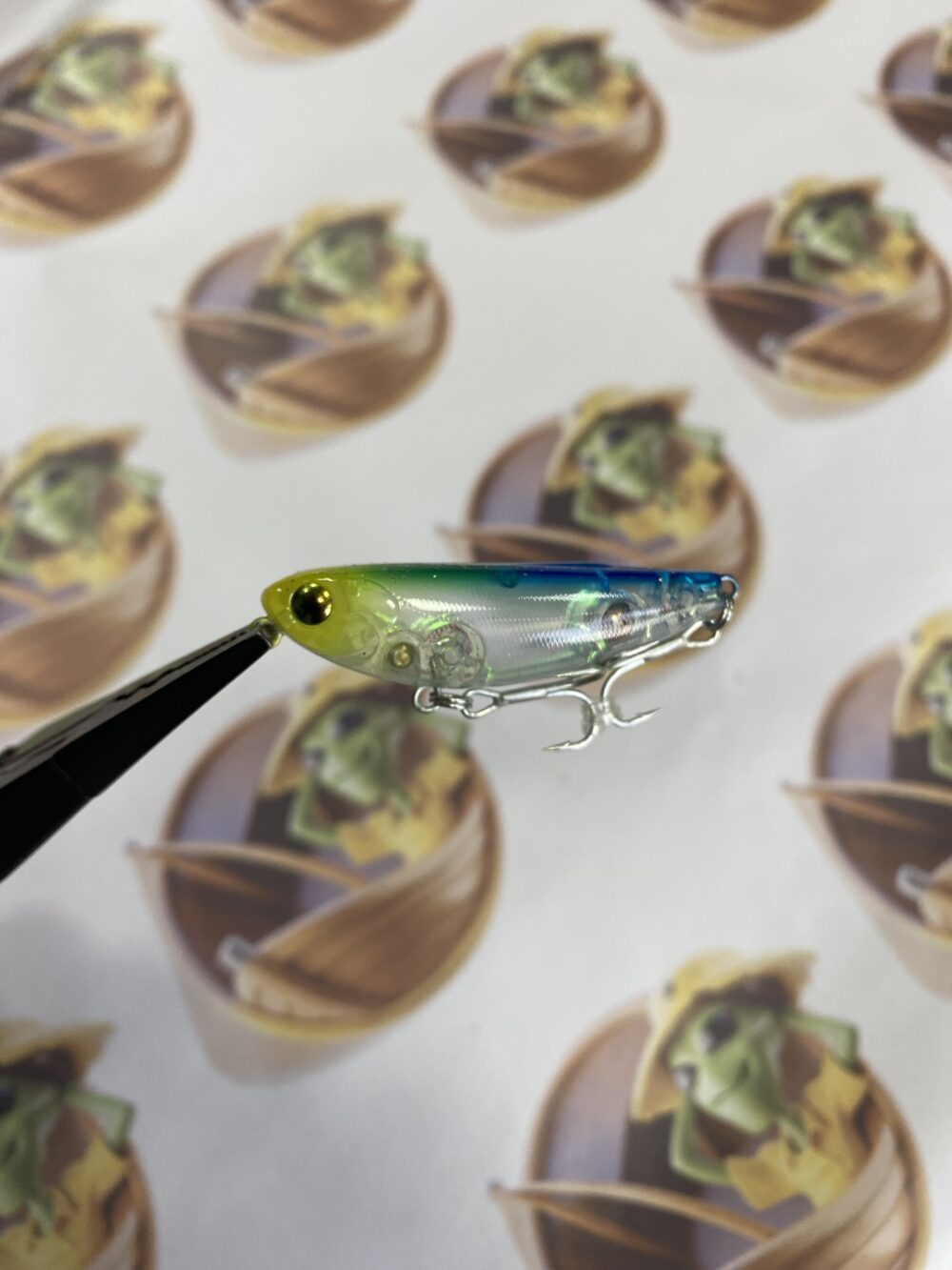 Isca Artificial ZIP Baits Fakie Dog 50 CB | 5cm 5g Cor Crazy Gradation