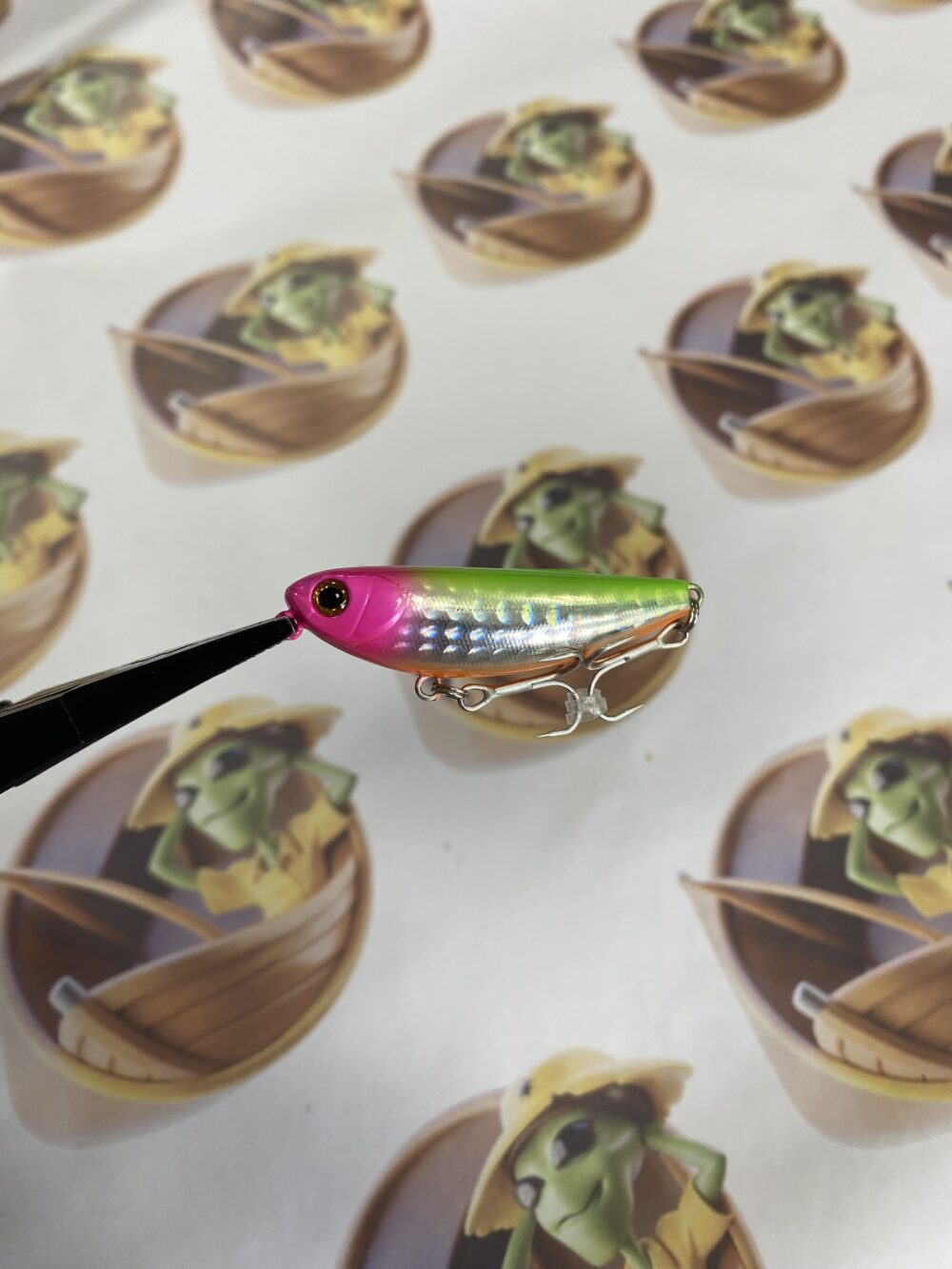 Isca Artificial ZIP Baits Fakie Dog 50 CB | 5cm 5g Cor Pink Head Chart Back