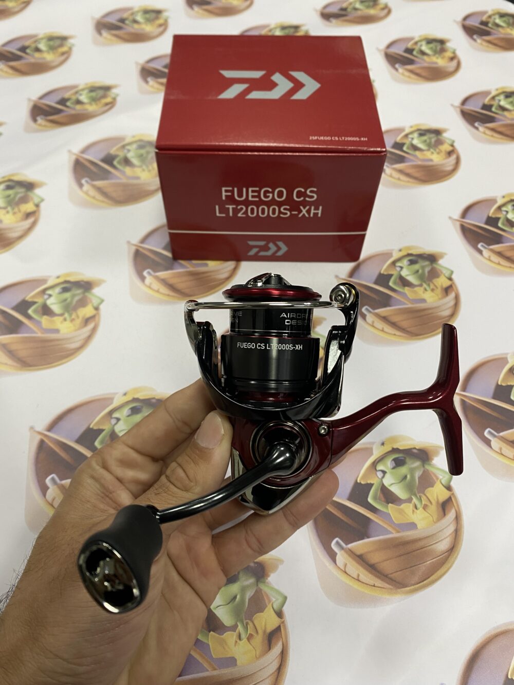 Molinete Daiwa Fuego CS LT 2000 S-XH 2025