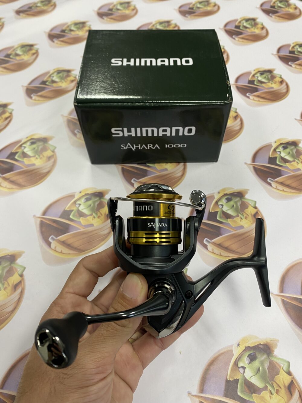 Molinete Shimano Sahara FJ 1000