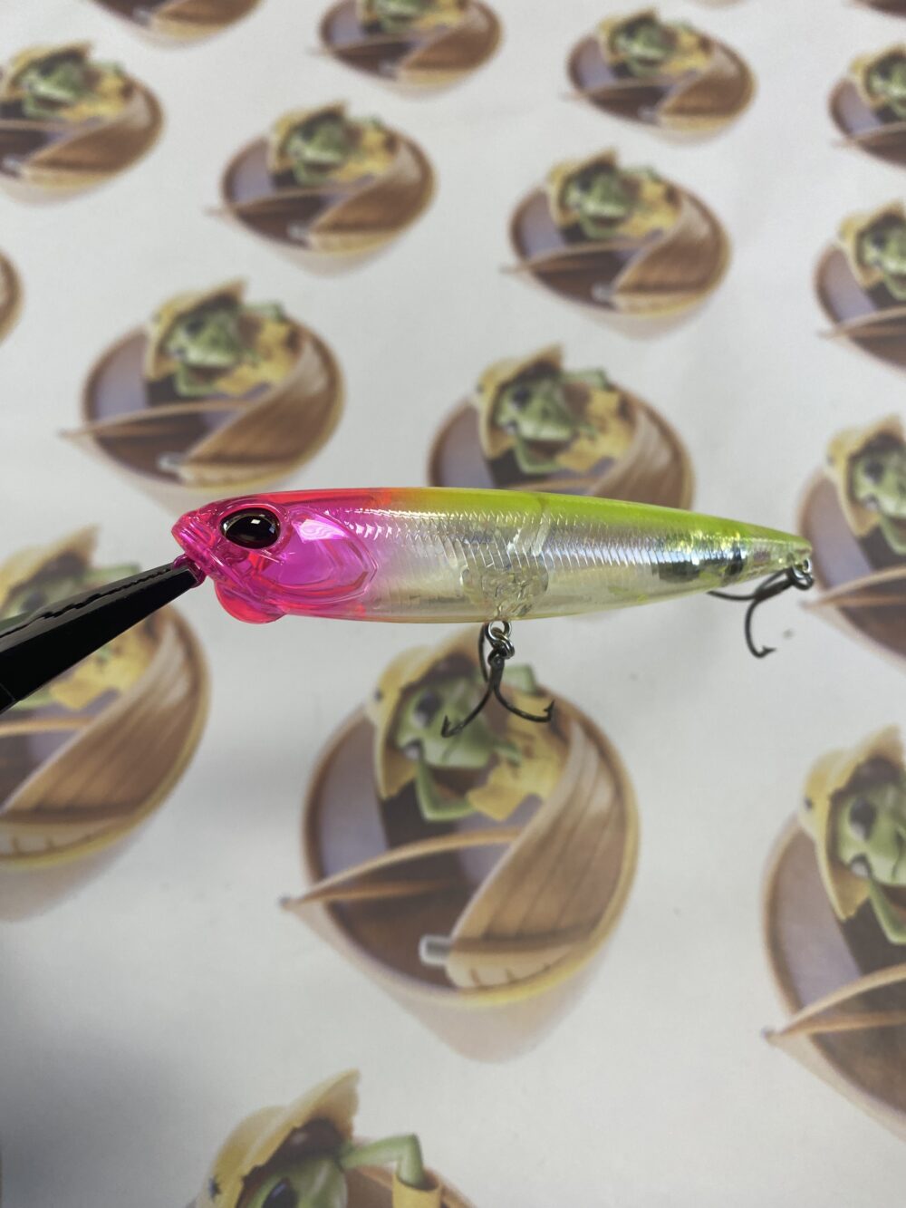 Isca Duo Realis Pencil 100 Cor Clear Pink Head Chart