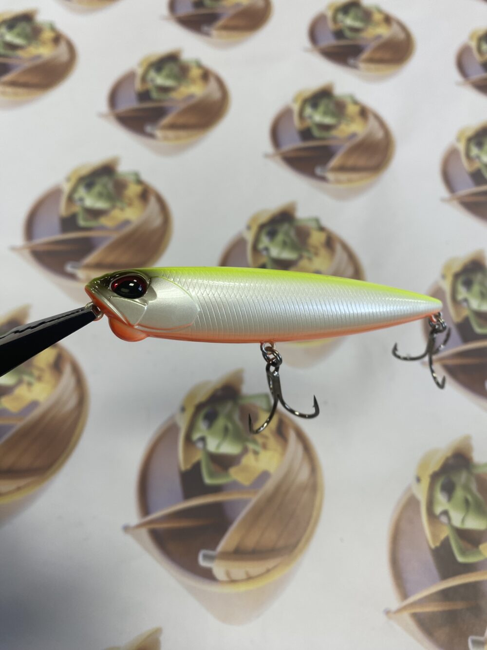 Isca Duo Realis Pencil 100 Cor Pearl Chart OB