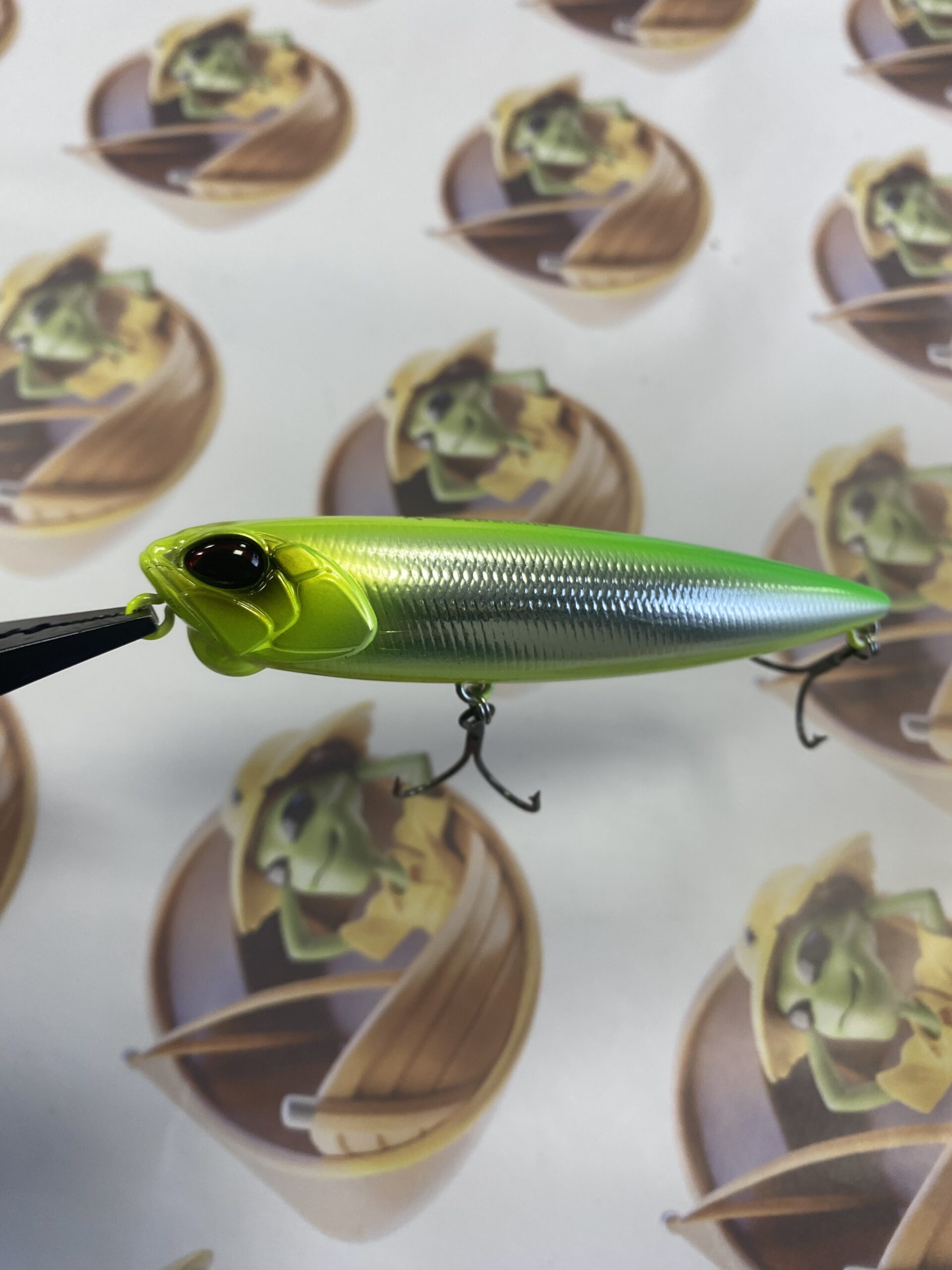 Isca Duo Realis Pencil 110 Cor Lemon Flash GT
