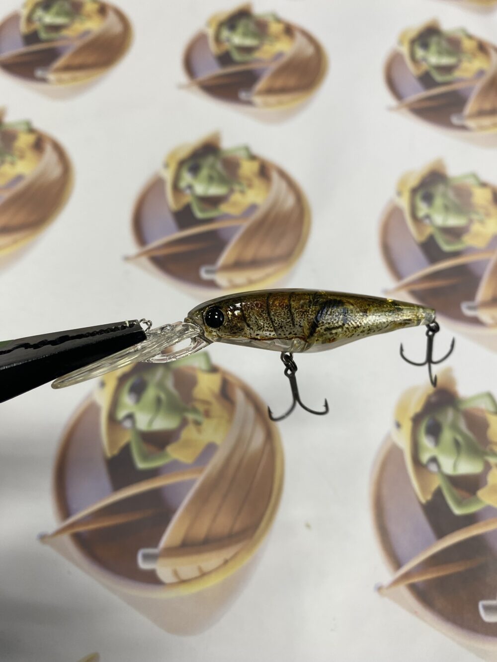 Isca Artificial Imakatsu Dilemma 60 Original Cor Mihara Muddy Prawn