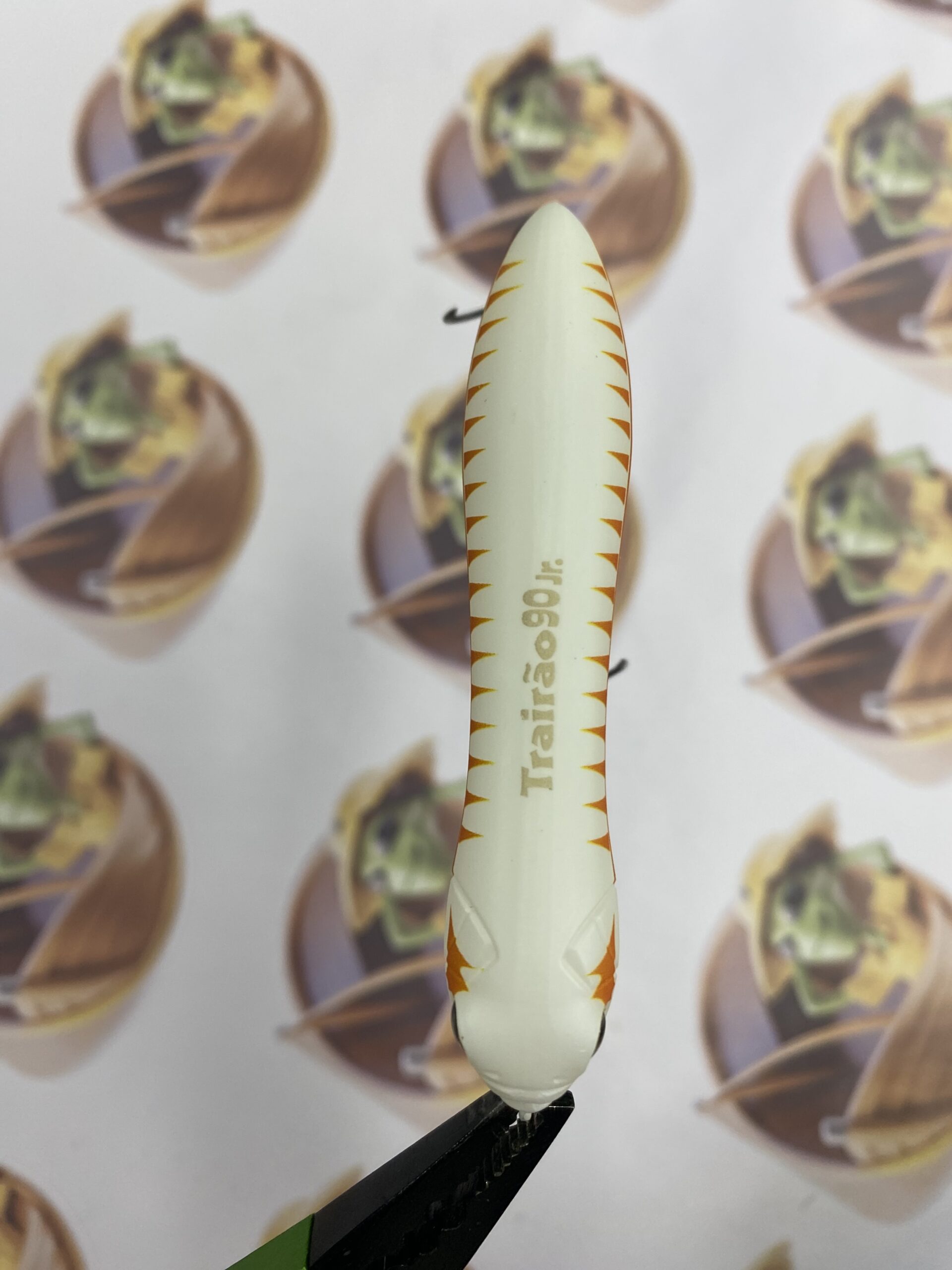 Isca Artificial Imakatsu Trairão Jr. 90 Cor Skeleton - Imagem 3