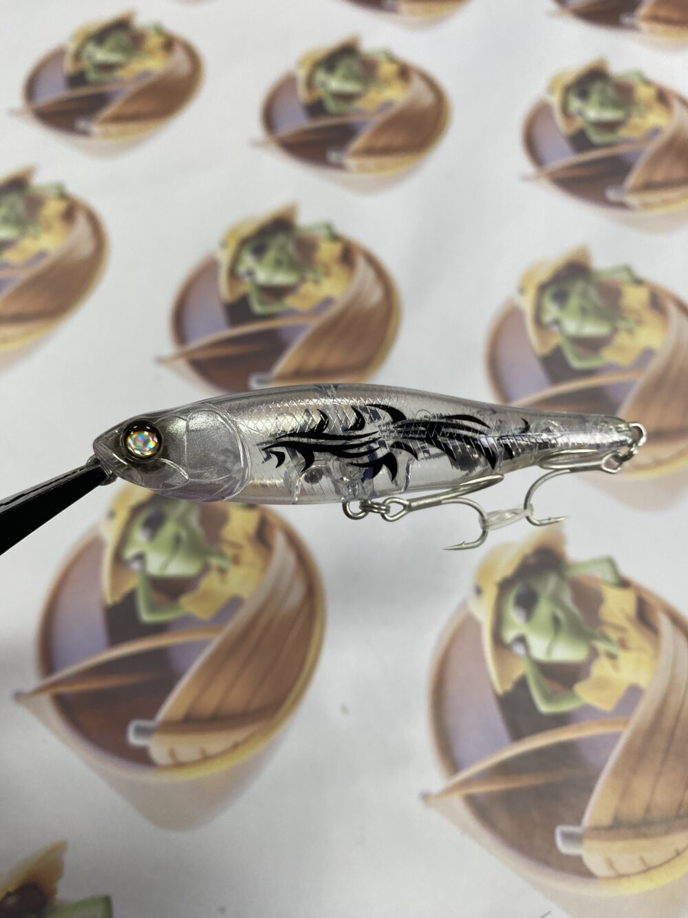 Isca Artificial Whiplash Factory Live wire 87 Travieso Cor LB506CLB