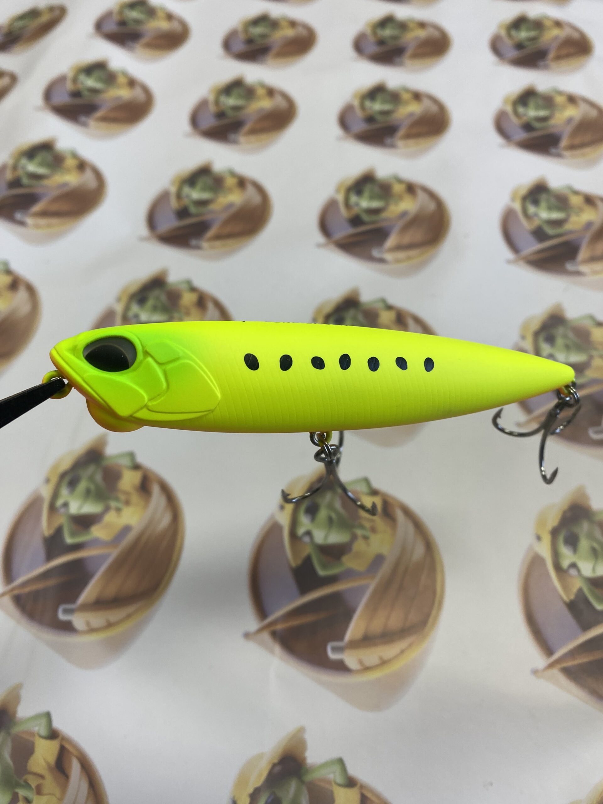 Isca Duo Realis Pencil 130 Cor Mat Chart Sardine