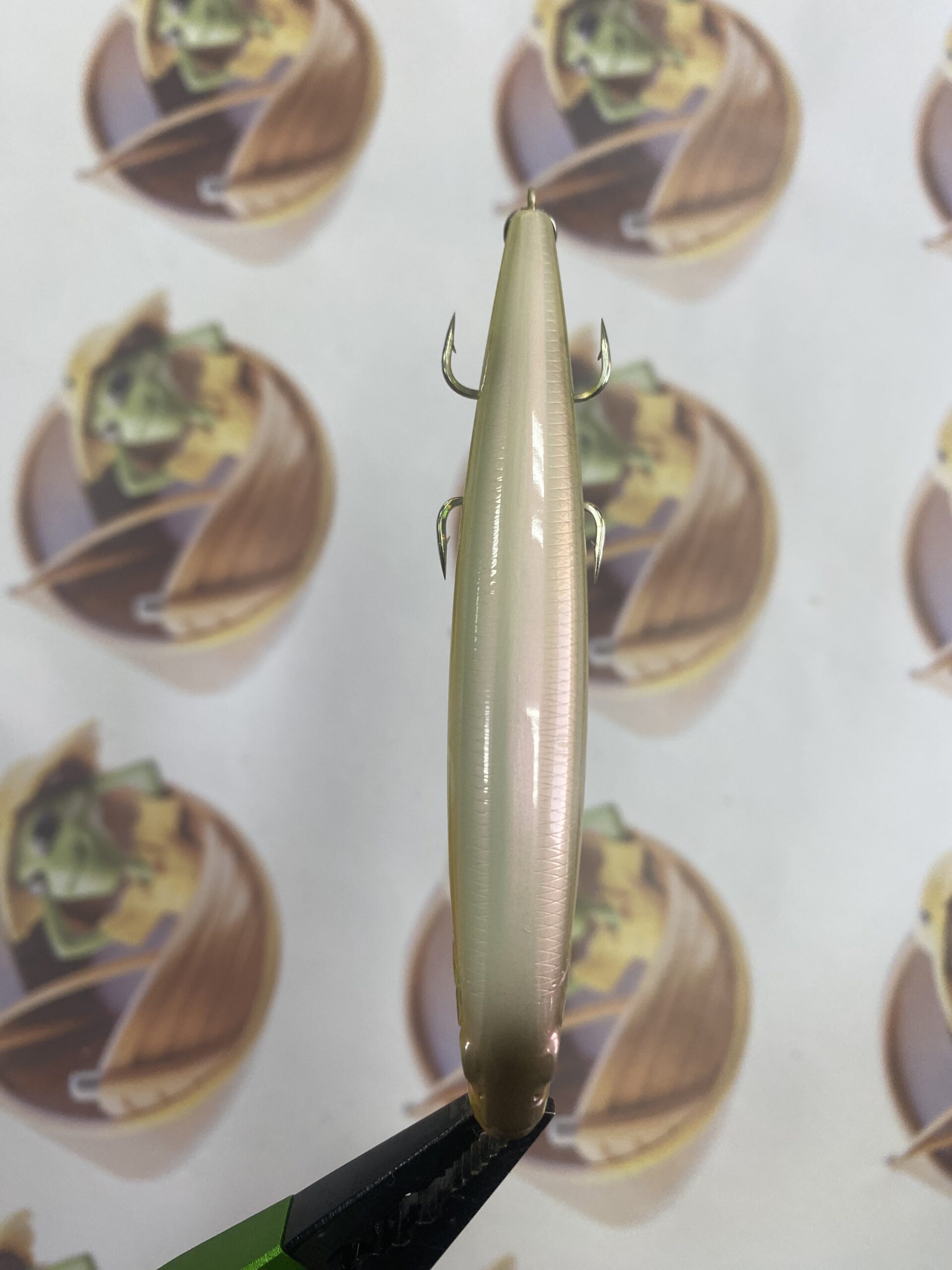 Isca Artificial Bassday Sugapen 95F Cor MT Kisu (MT-76) - Imagem 3