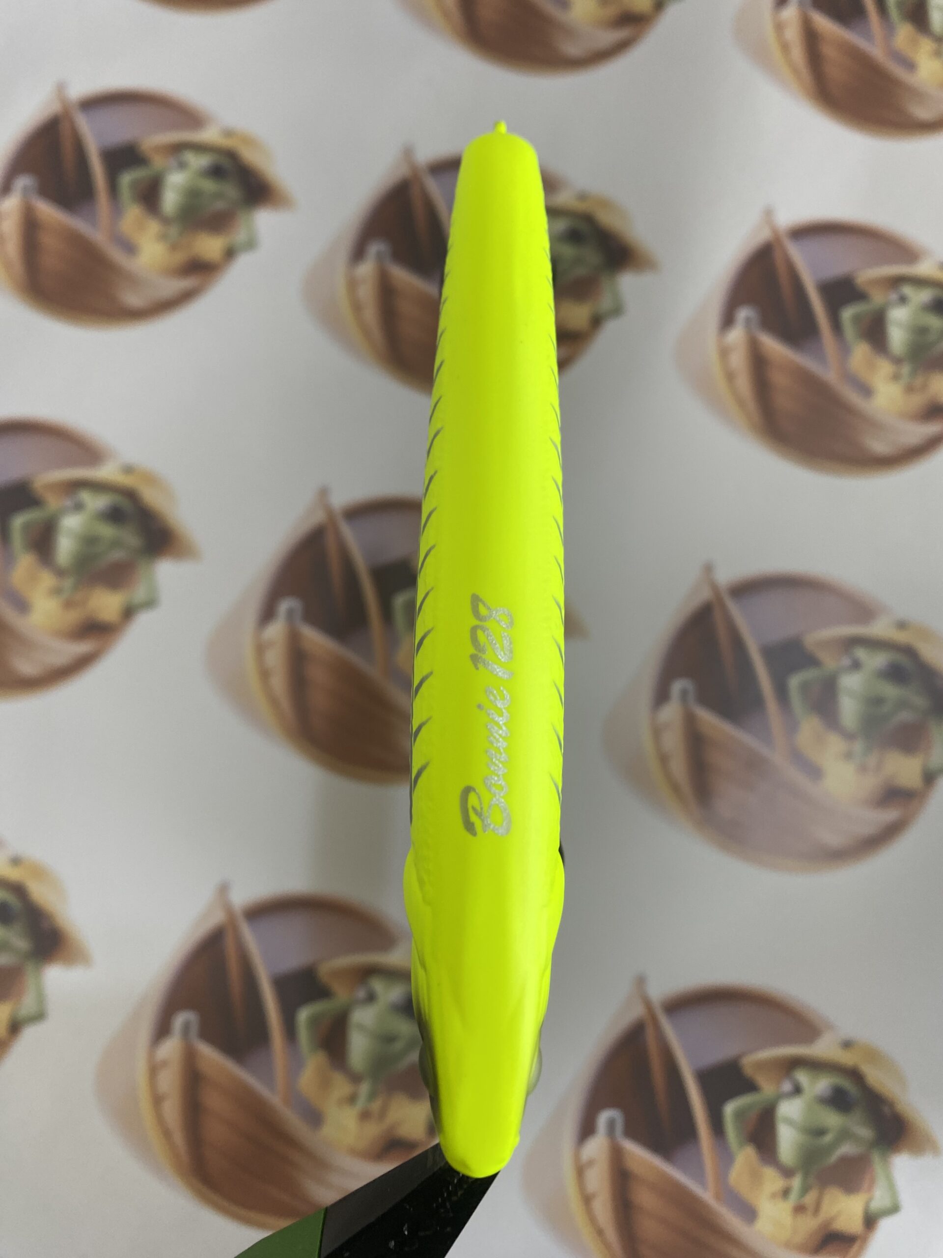 Isca Jackall Bonnie 128 Cor UV Bone Lemon - Imagem 3