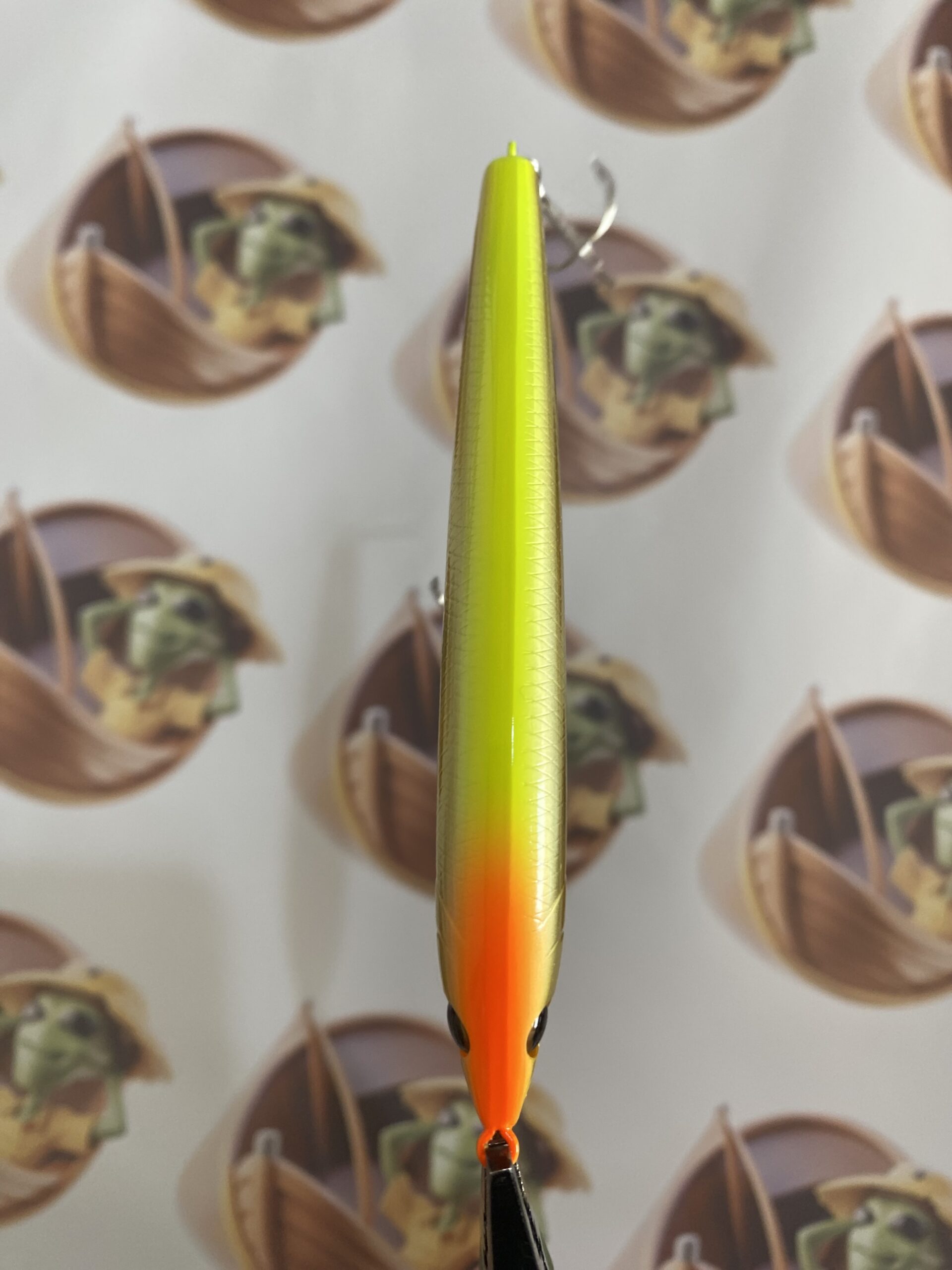 Isca Tiemco Red Pepper 110 Cor Gold Crown Belly - Imagem 3