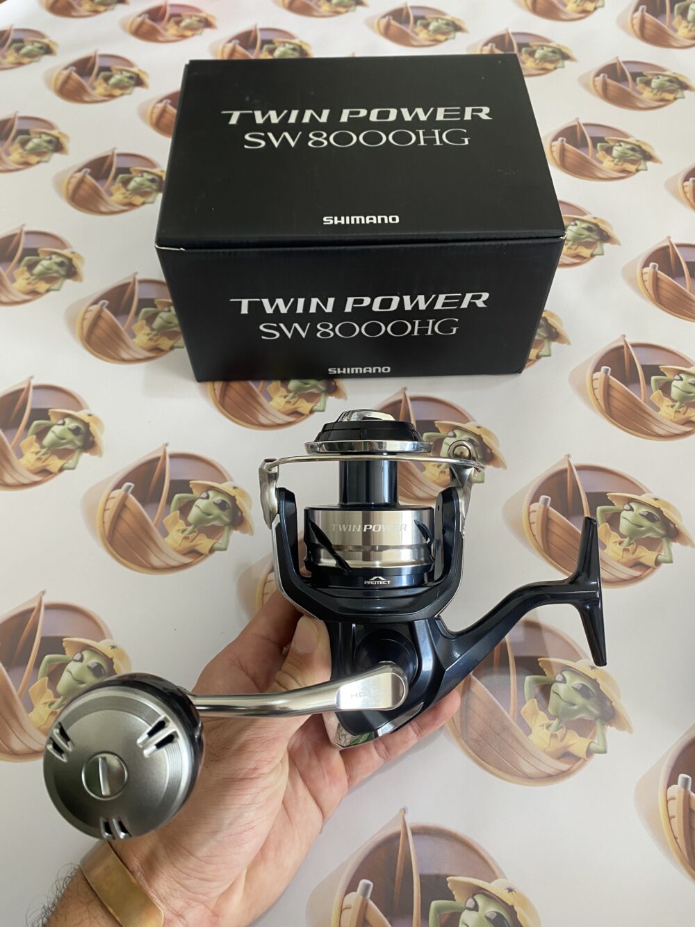 Molinete Shimano Twin Power SW 8000HG