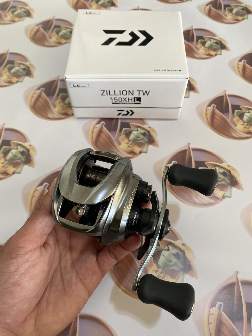 Carretilha Daiwa 26 Zillion TW 150XHL